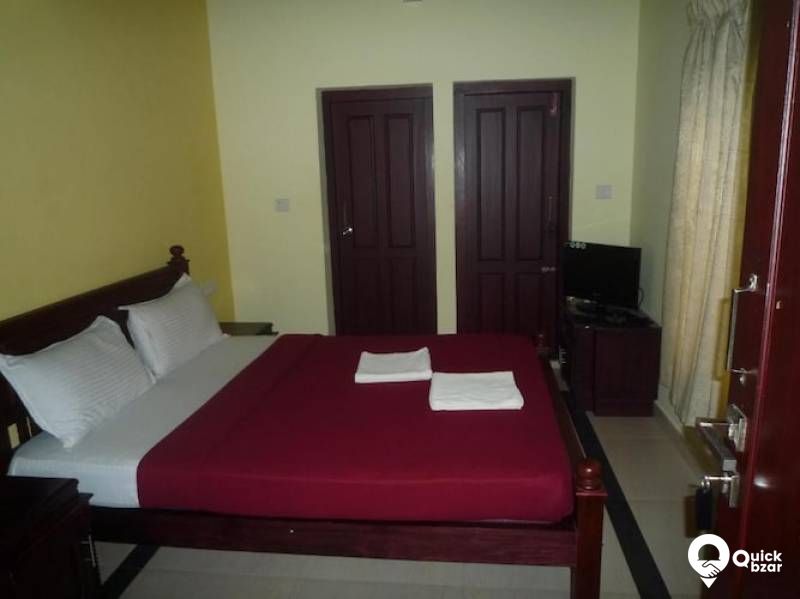 TWO BEDROOM COTTAGE NON AC
