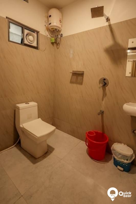 R56W KR POOL SIDE ROOM