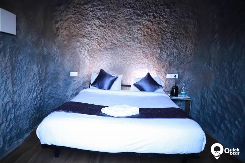 R59W KR SMALL CAVE