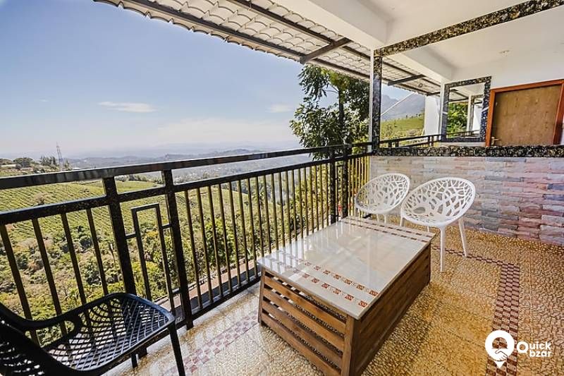 R49M PKT  JACUZZI FAMILY ROOM