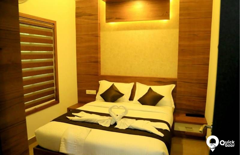 R59W RCHR DELUXE ROOM