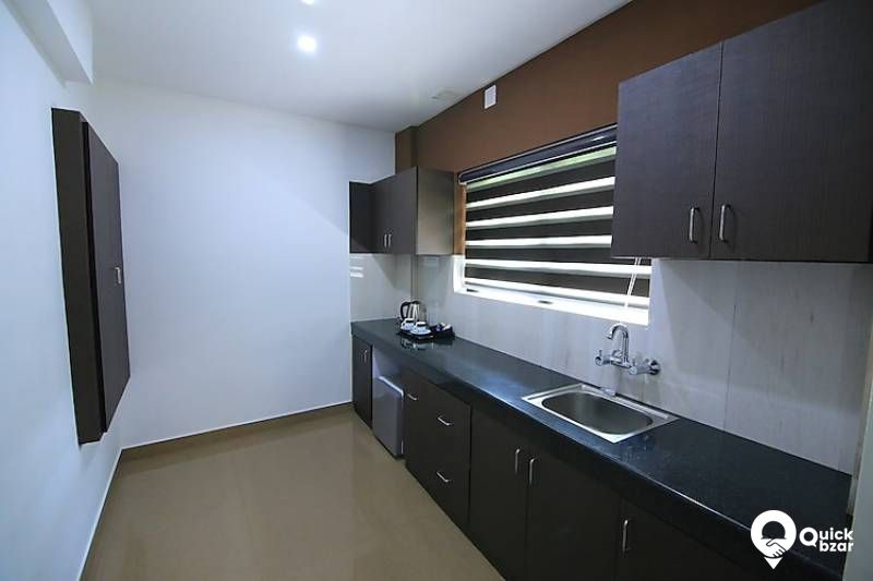 R59W RCHR  THREE BEDROOM FAMILY SUIT