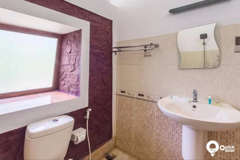 R181M PR GROUP COTTAGE