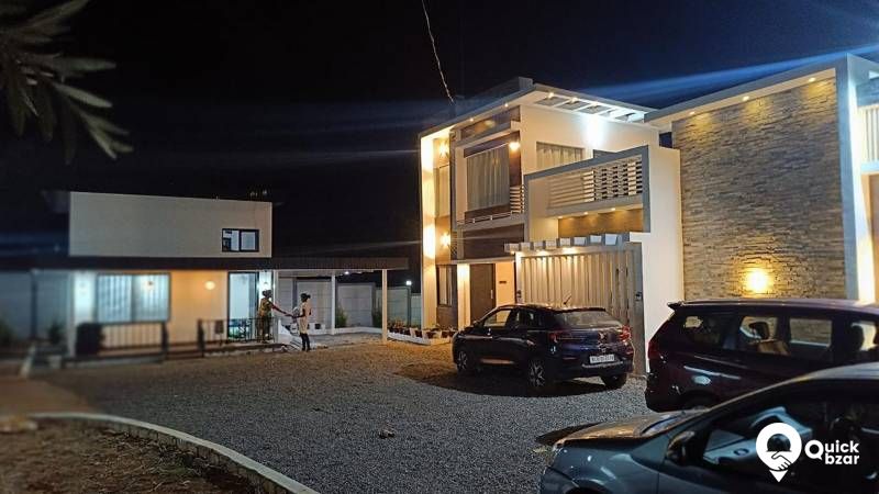 R182M BH DELUXE ROOM