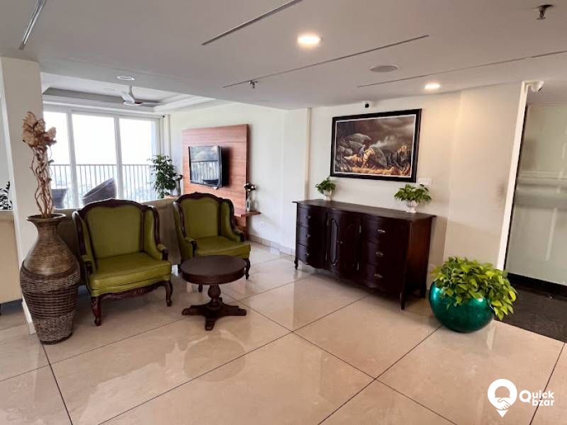 R183M BC EXECUTIVE ROOM