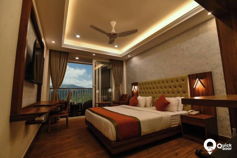 R183M BC DELUXE ROOM