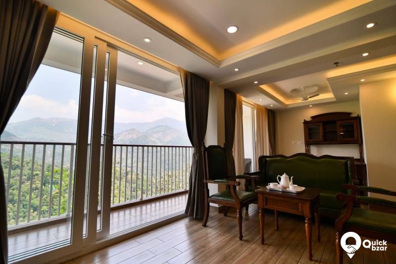 R183M BC SUITE ROOM