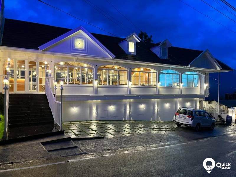 R183M BC DELUXE ROOM
