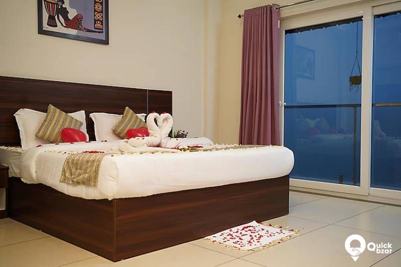 R186M LF Duluxe With Balcony Non AC