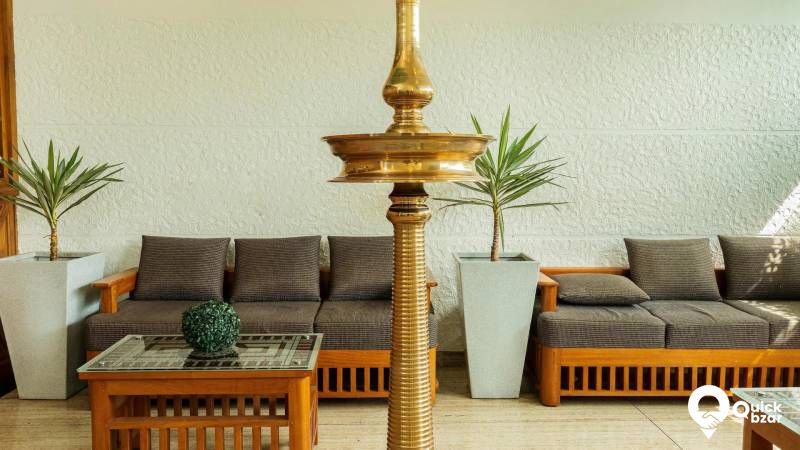 R186M LF Duluxe With Balcony Non AC