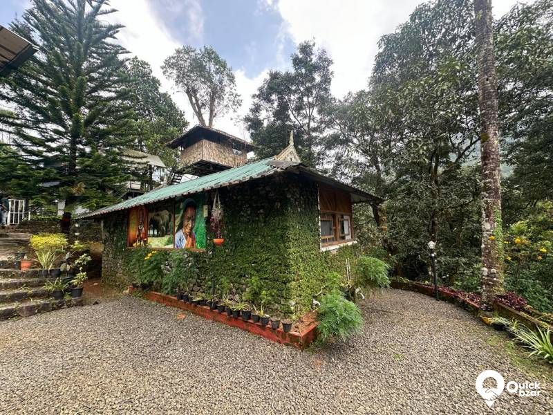 R187M WER Mud House