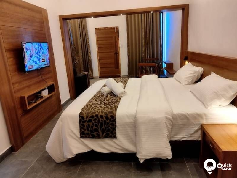 R188M WTR Two Bedroom Interconnected Poolview Suit(Capacity: 6)