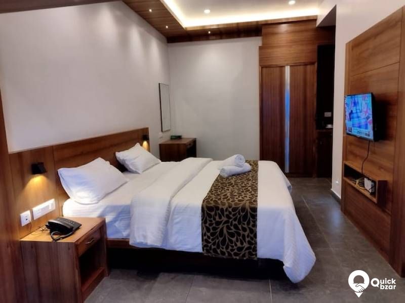 R188M WTR Two Bedroom Interconnected Poolview Suit(Capacity: 6)