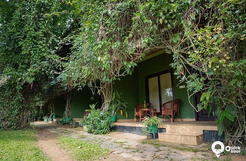R189M ERM Deluxe Room With Mountain View