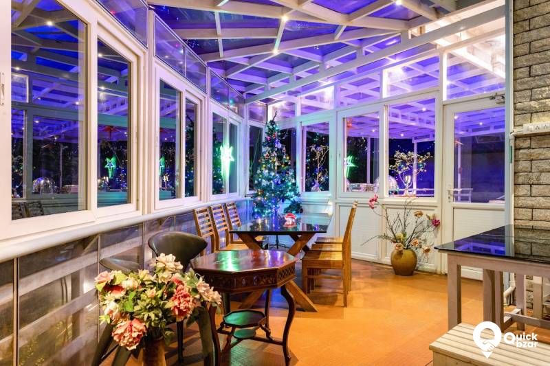 QB Stay R162M ECD CAPITHAN LUXURY TWIN SUITE