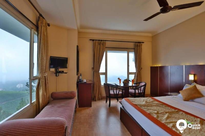 R33M MMR VALLEY VIEW ROOM