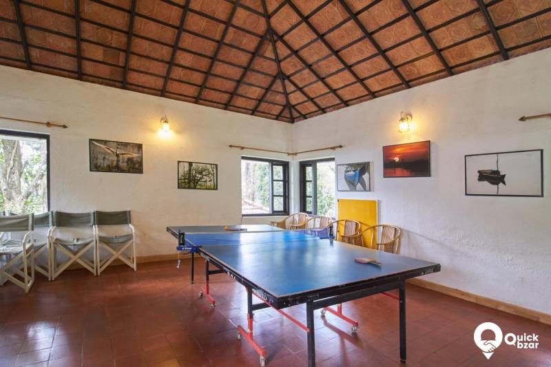 R163M WGH TTTM SAFFRON GRAND COTTAGE
