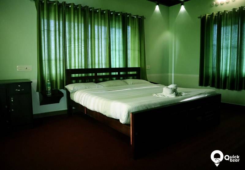 R7V 7HV  SUITE ROOM