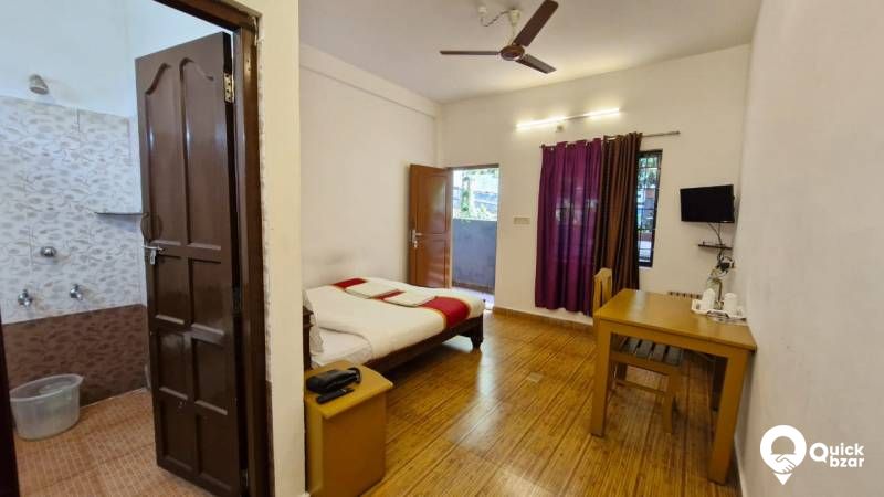 QB STAY- R42M MH SJ STANDARED GROUND FLOOR ROOM