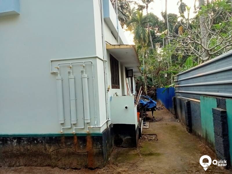 13 സെന്റ്‌ വസ്തുവും വീടും വില്പനക്ക്