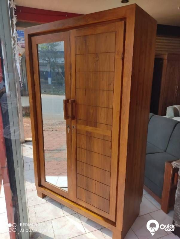 TEAK ALMIRAH