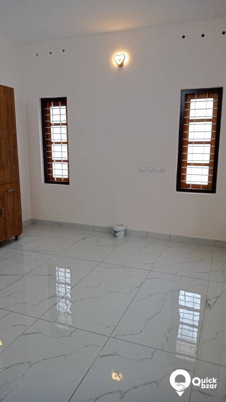 vattiyoorkavu puliyarakonam 4 cent 1000 sqft