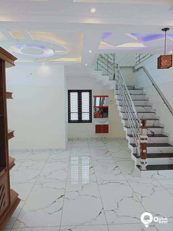 Thachottukavu malayankizyinu samepam 4 cent 1800 sqft
