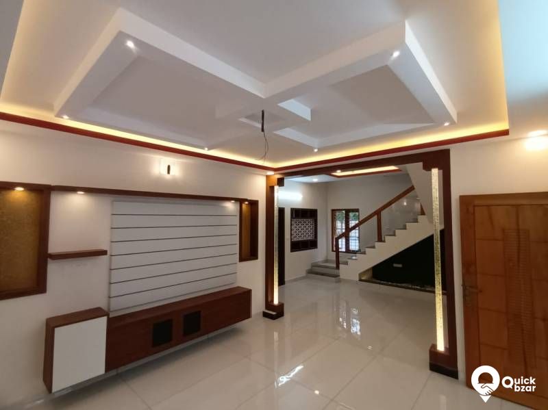vattiyoorkavu junction samepam 5,25 cent 2100 sqft