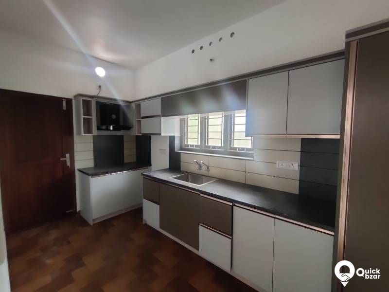 Newly Constructed indipendent Villa For Sale in Aluva