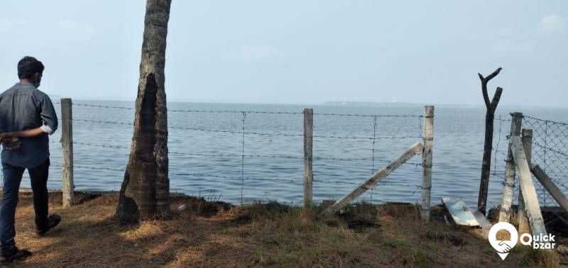 E K M dist tha most beautiful lake vambanadu lake 100 m frontage.