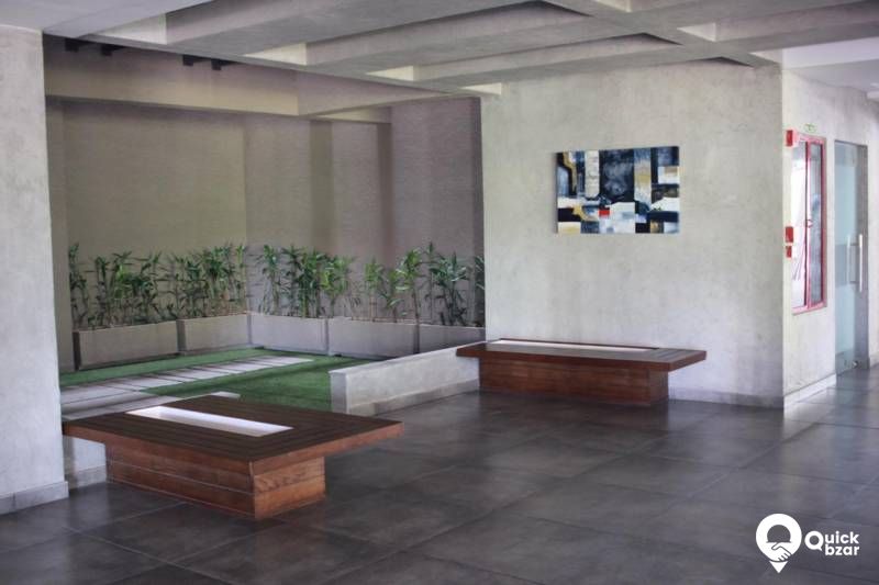 Ekm dist posh lux flat.Mather Elcastilo .