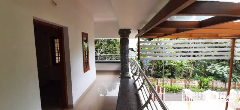 5BHK 3000sqft HOUSE ERNAKULAM PERUMBAVOOR