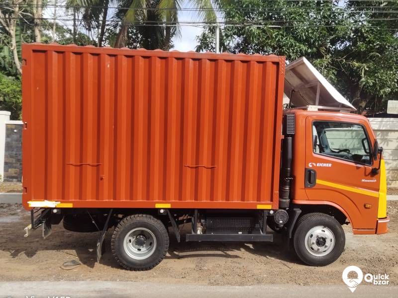 Eicher 2055