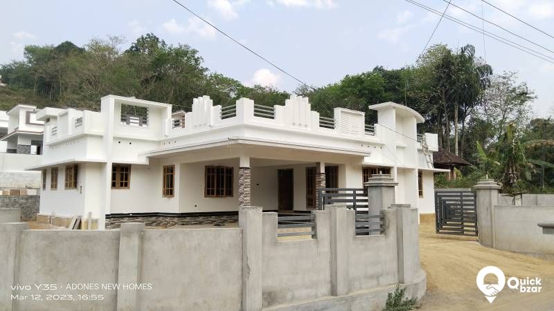 വാഴൂർ കറുകച്ചാൽ റൂട്ട്.... വറ്റാത്ത വെള്ളം..