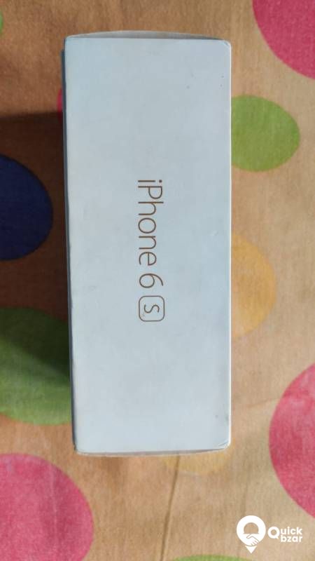 iPhone 6s
64GB
Box piece
Finger does not work.