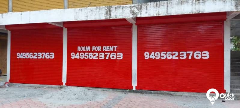 Shops/Office Rooms - Ground floor, with an area of 600sq ft,