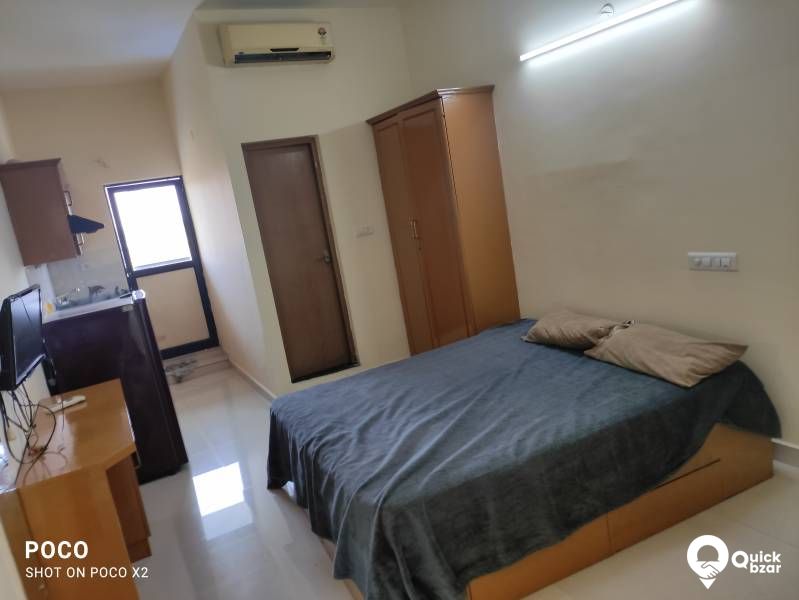 Fully Furnished Studio Appartment in Vytila Ernakulam.  974 771 4444