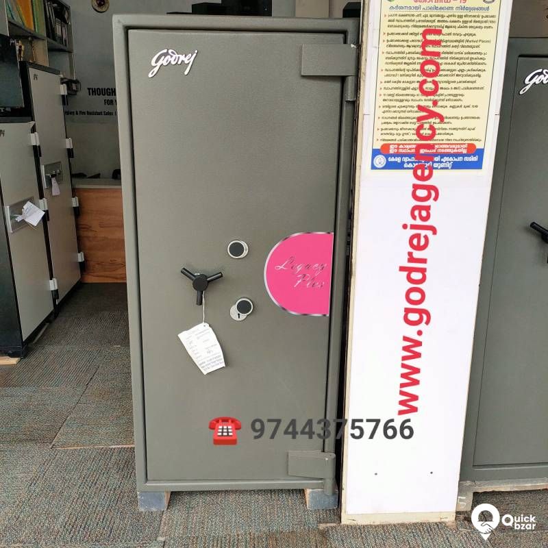 Home Safes & Lockers