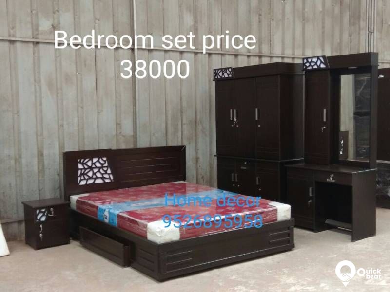 Bedroom set