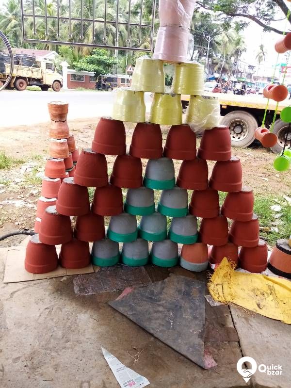 സിമന്റ് ചട്ടികൾ