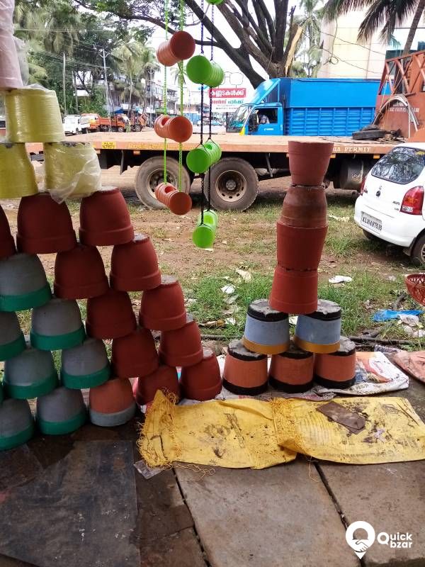 സിമന്റ് ചട്ടികൾ